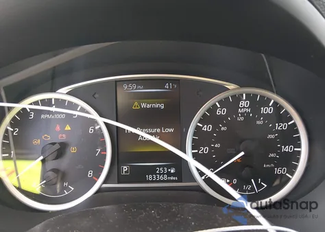 2018 Nissan Sentra Sv z USA, uszkodzony, nr VIN 3N1AB7APXJY251105